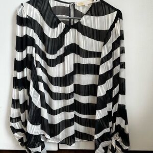 Striped Black and White Long Sleeve Blouse -